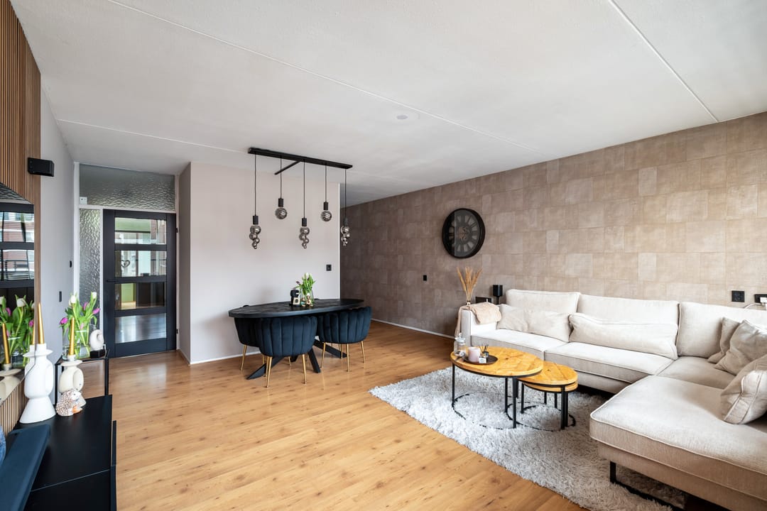 Photo 11 of Sir Winston Churchillln 839