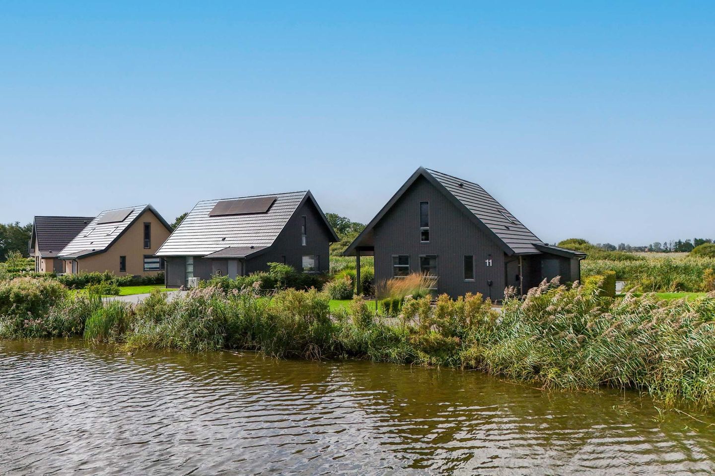 Foto 44 van A. de Graafweg 11