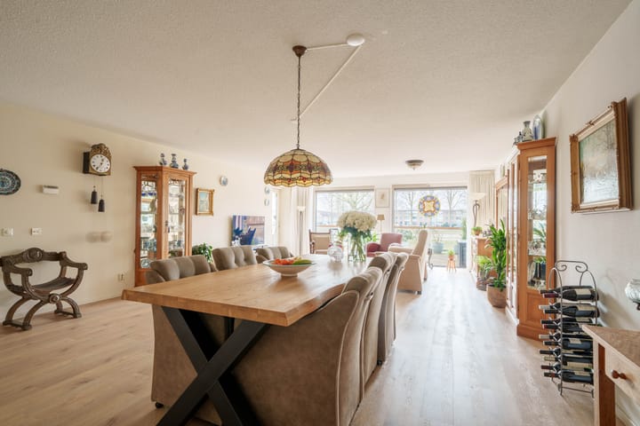 Photo 4 of Renoirstraat 86