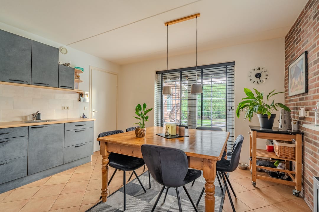 Foto 13 van Galerij 17