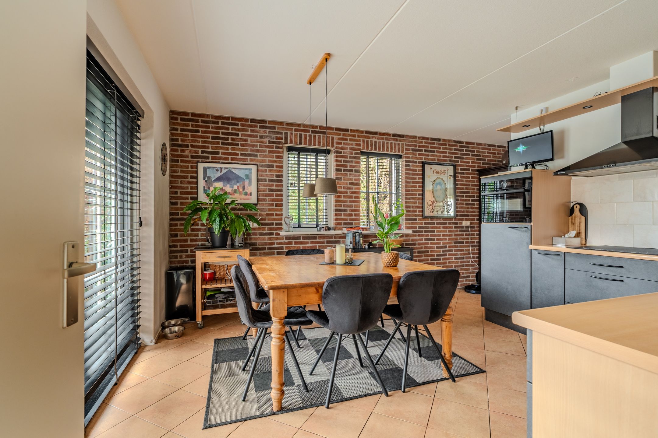 Foto 15 van Galerij 17