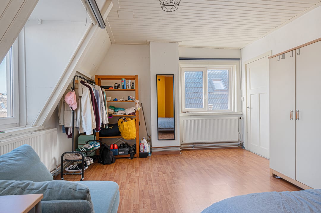 Photo 22 of Riouwstraat 38-A