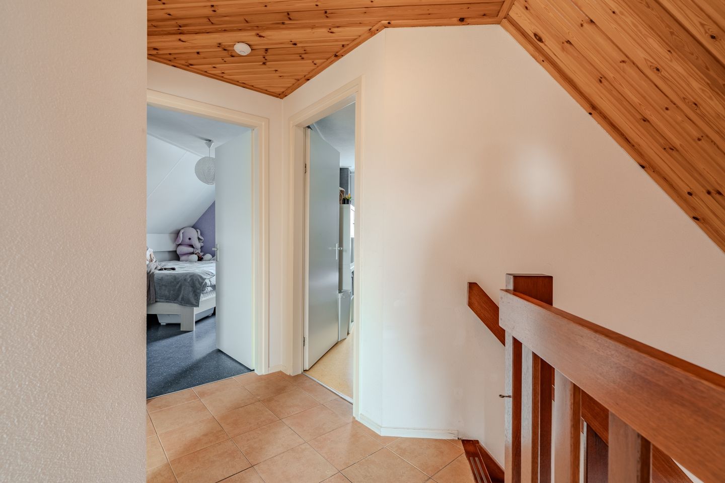 Foto 20 van Galerij 17