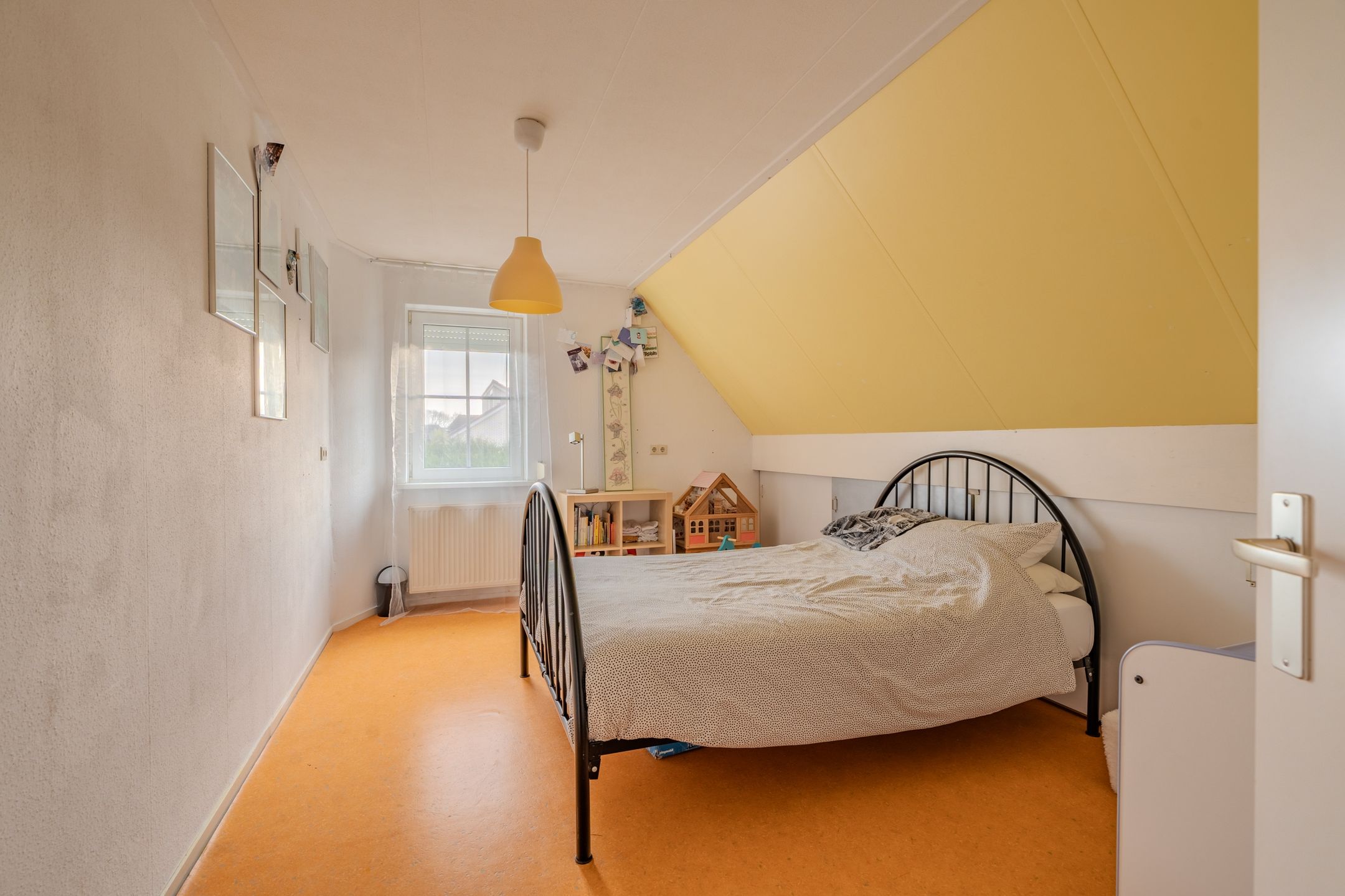 Foto 27 van Galerij 17