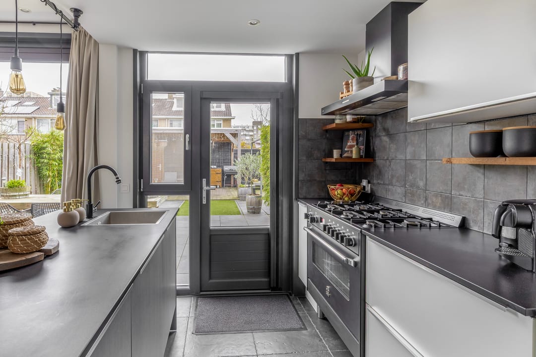 Foto 16 van Van der Kloot Meyburgstraat 40