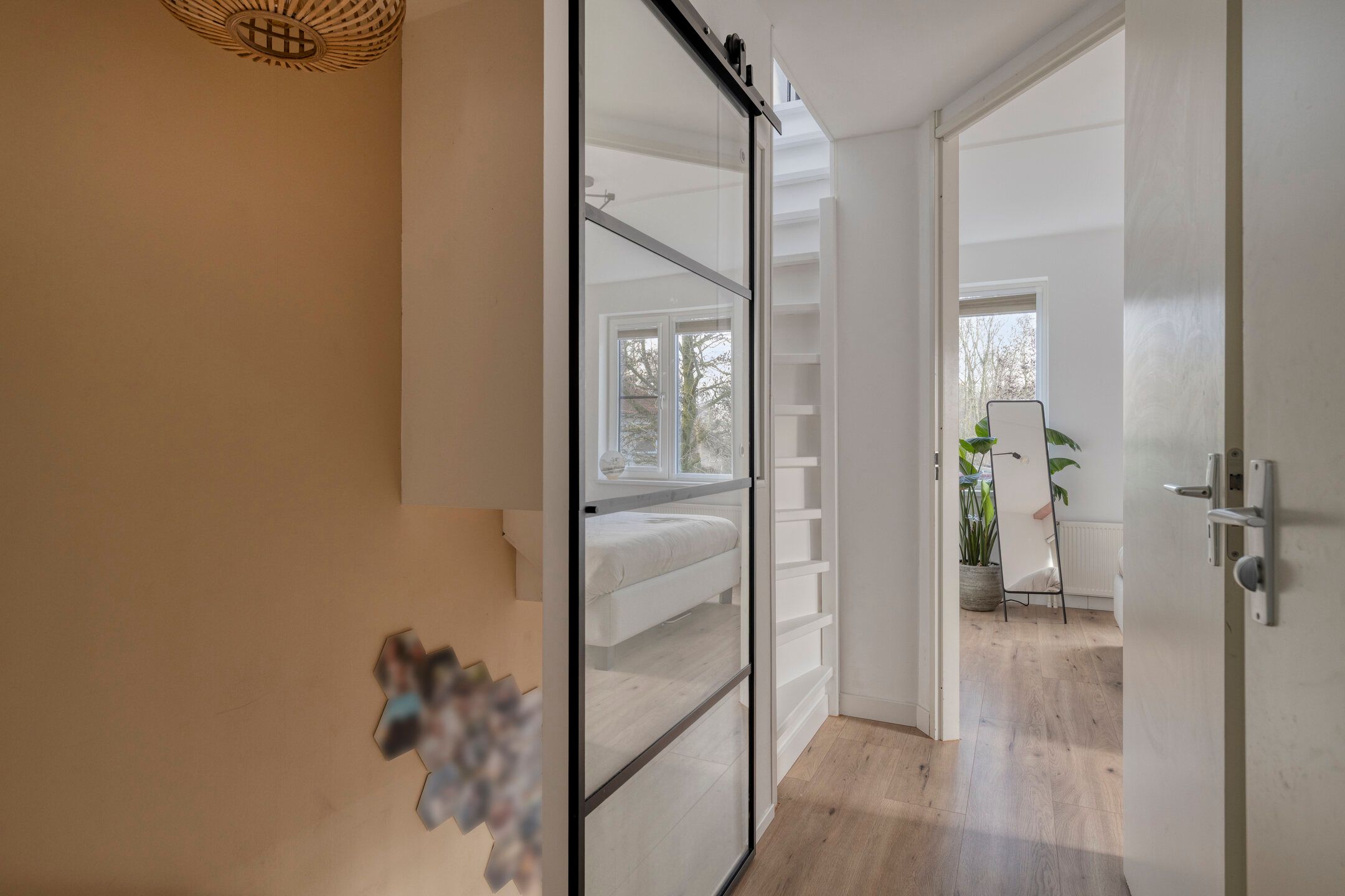 Foto 12 van Dirk III straat 33