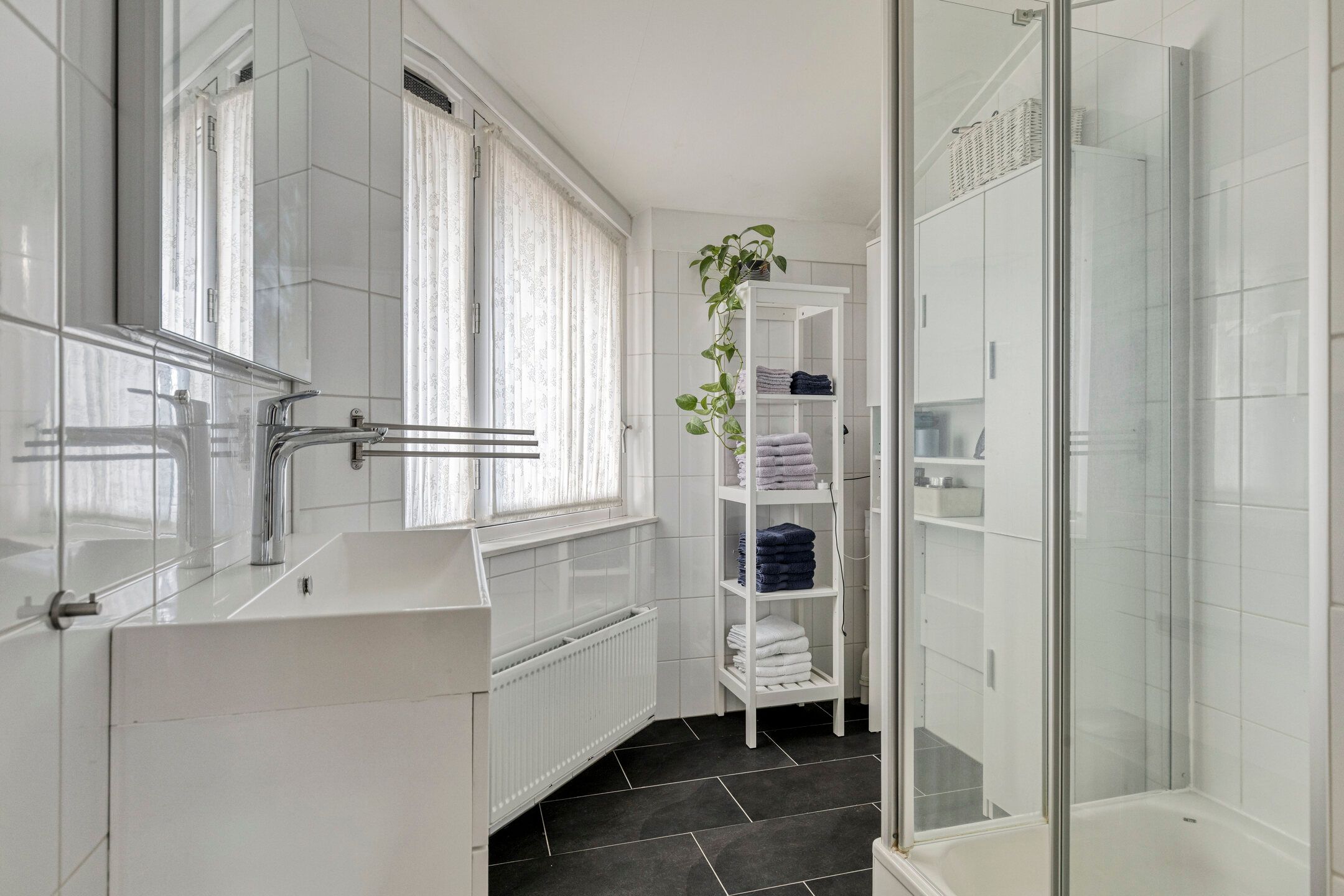 Foto 18 van Dirk III straat 33