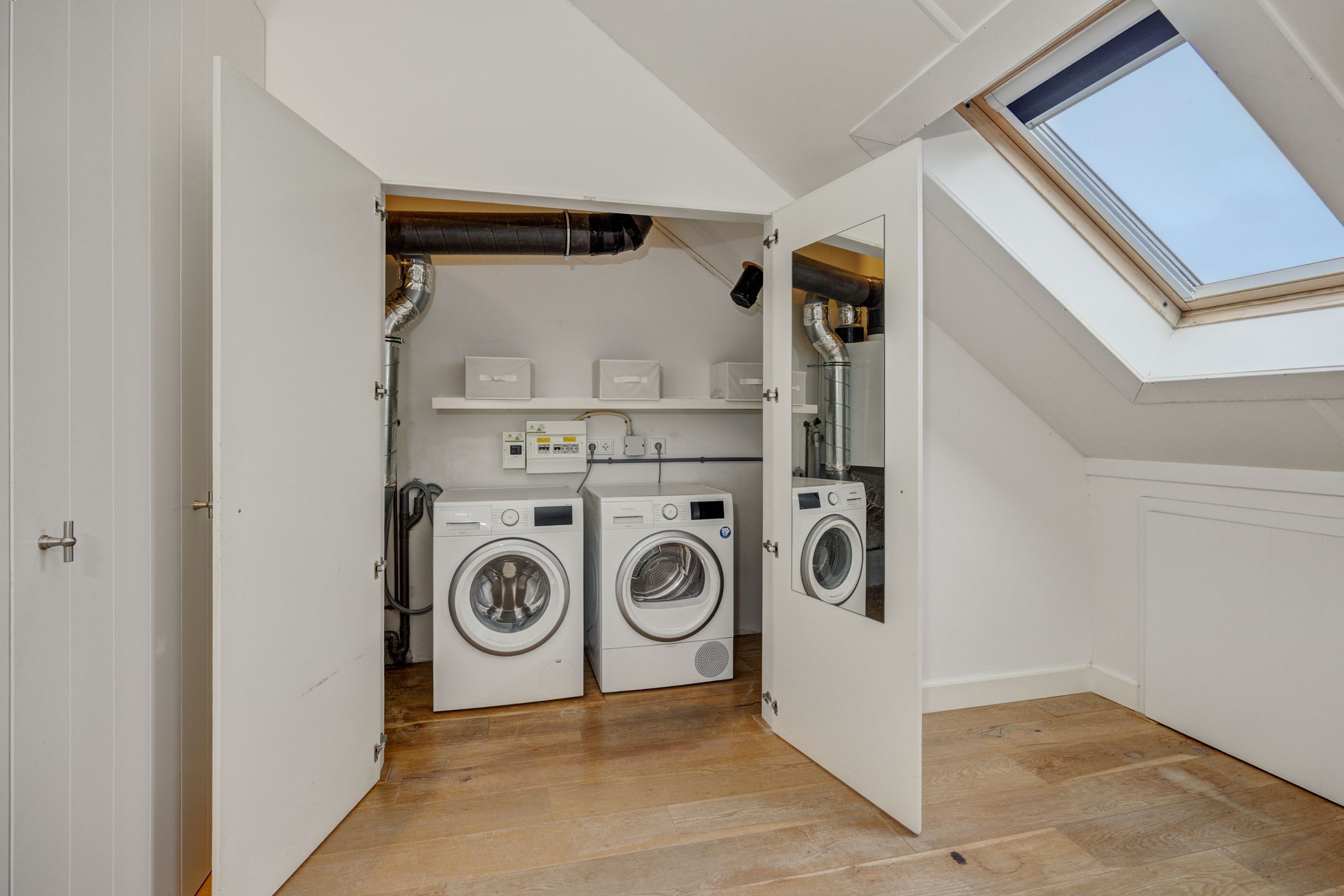 Photo 30 of Hooiwagen 50