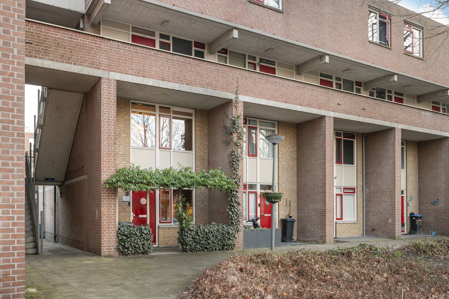 Foto 1 van Robert Schumanring 66