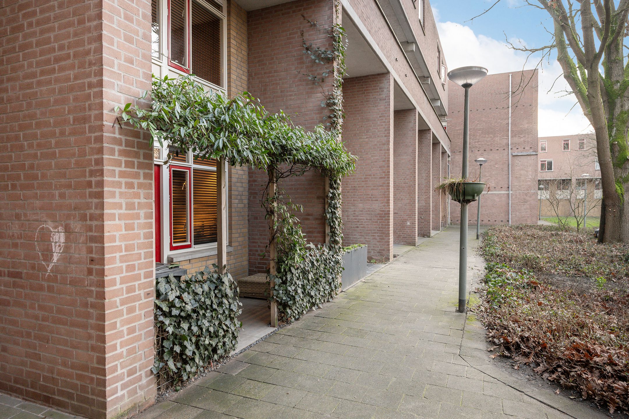 Foto 33 van Robert Schumanring 66