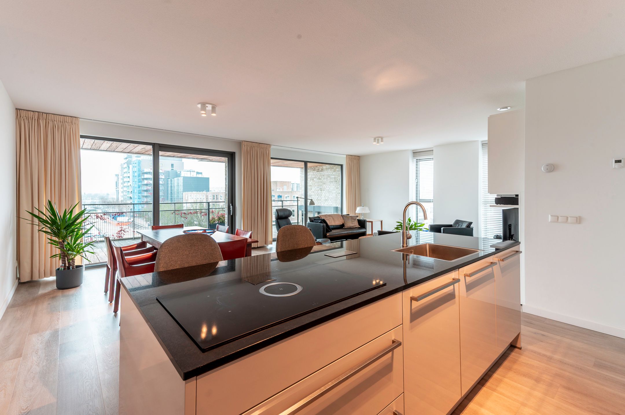 Foto 18 van Neringweg 437