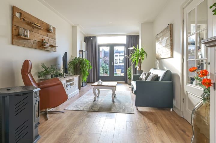 Photo 2 of Edisonstraat 38