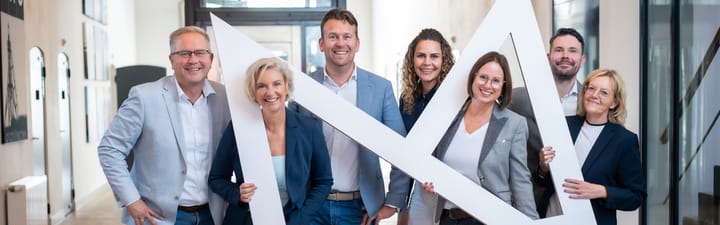 office-banner