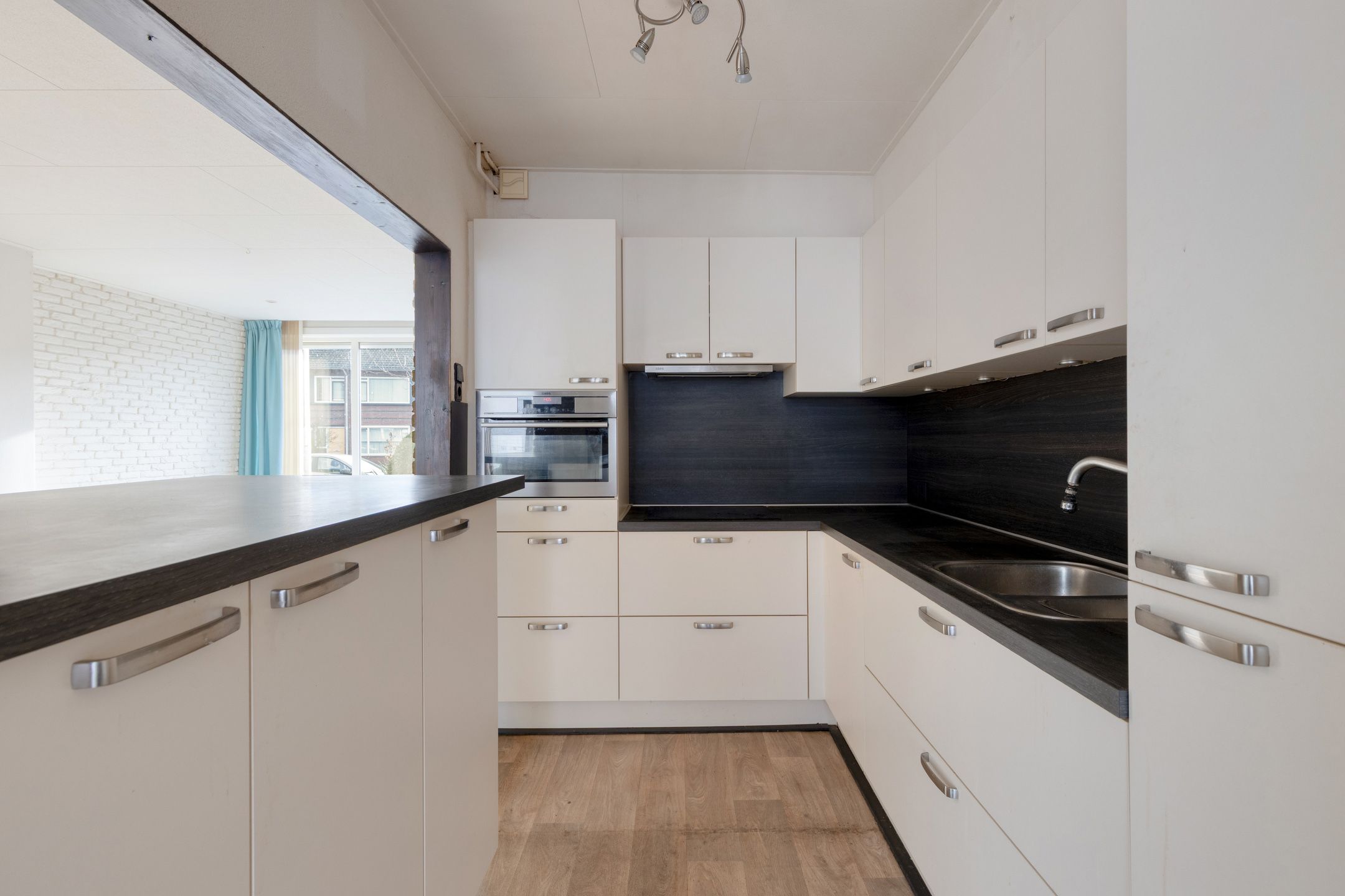 Foto 18 van de Vier Heemskinderenlaan 7