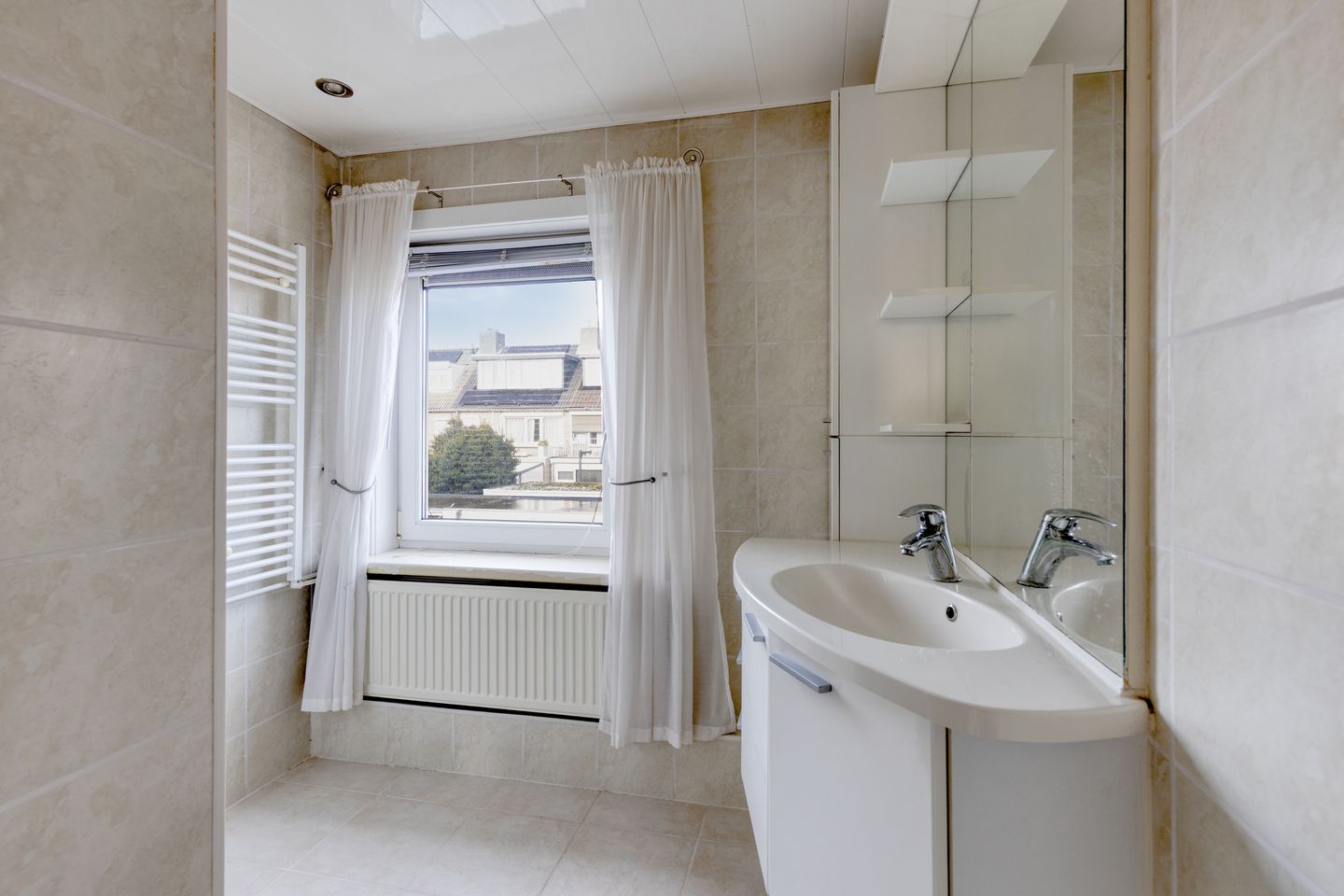 Foto 4 van de Vier Heemskinderenlaan 7