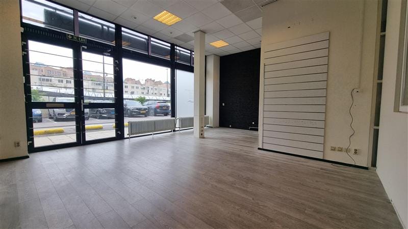 Bekijk foto 4 van Bijlmerdreef 99