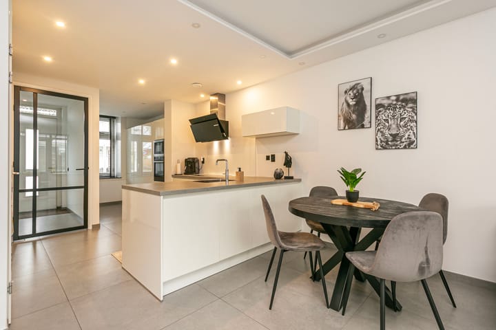 Photo 5 of Theo van Doesburgstraat 105