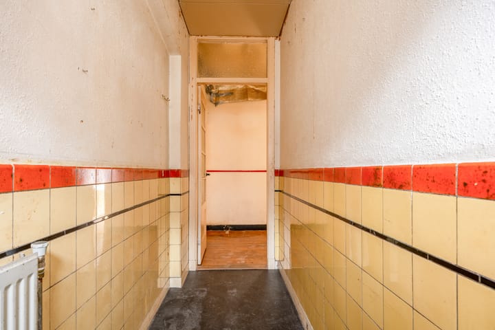 Foto 3 van van Heutszstraat 6