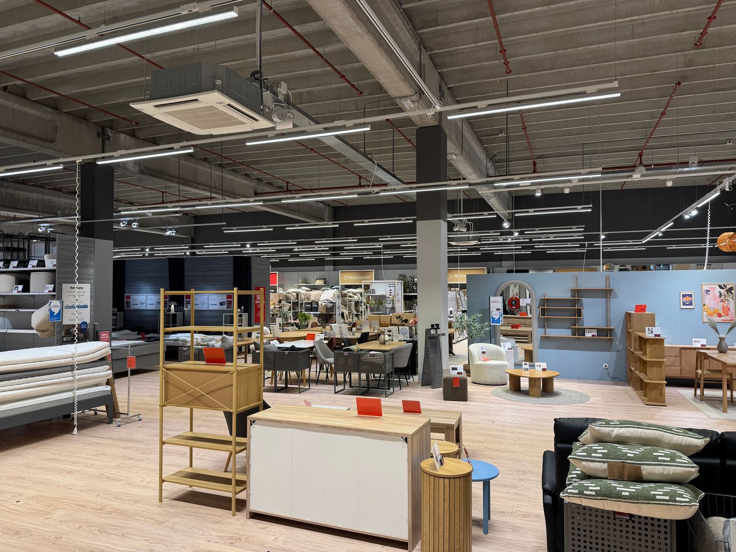 Bekijk foto 4 van De Voorwaarts 37