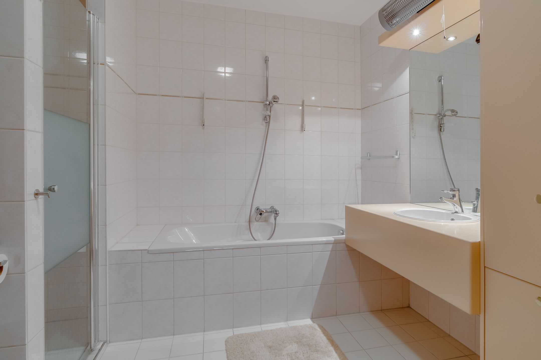 Foto 24 van Burgemeester Van der Borchlaan 2-K