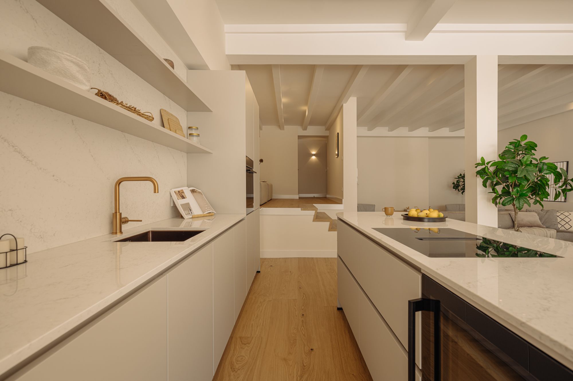 Photo 12 of Herengracht 10-B