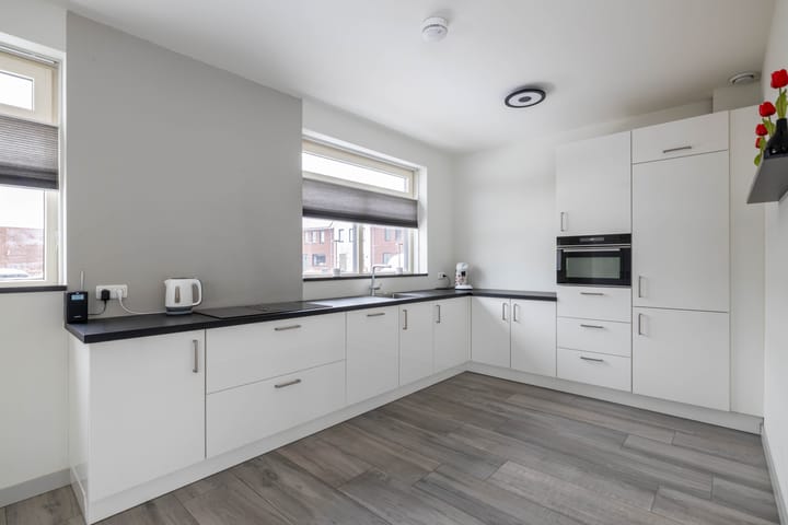 Foto 3 van Van Lunterenstraat 2