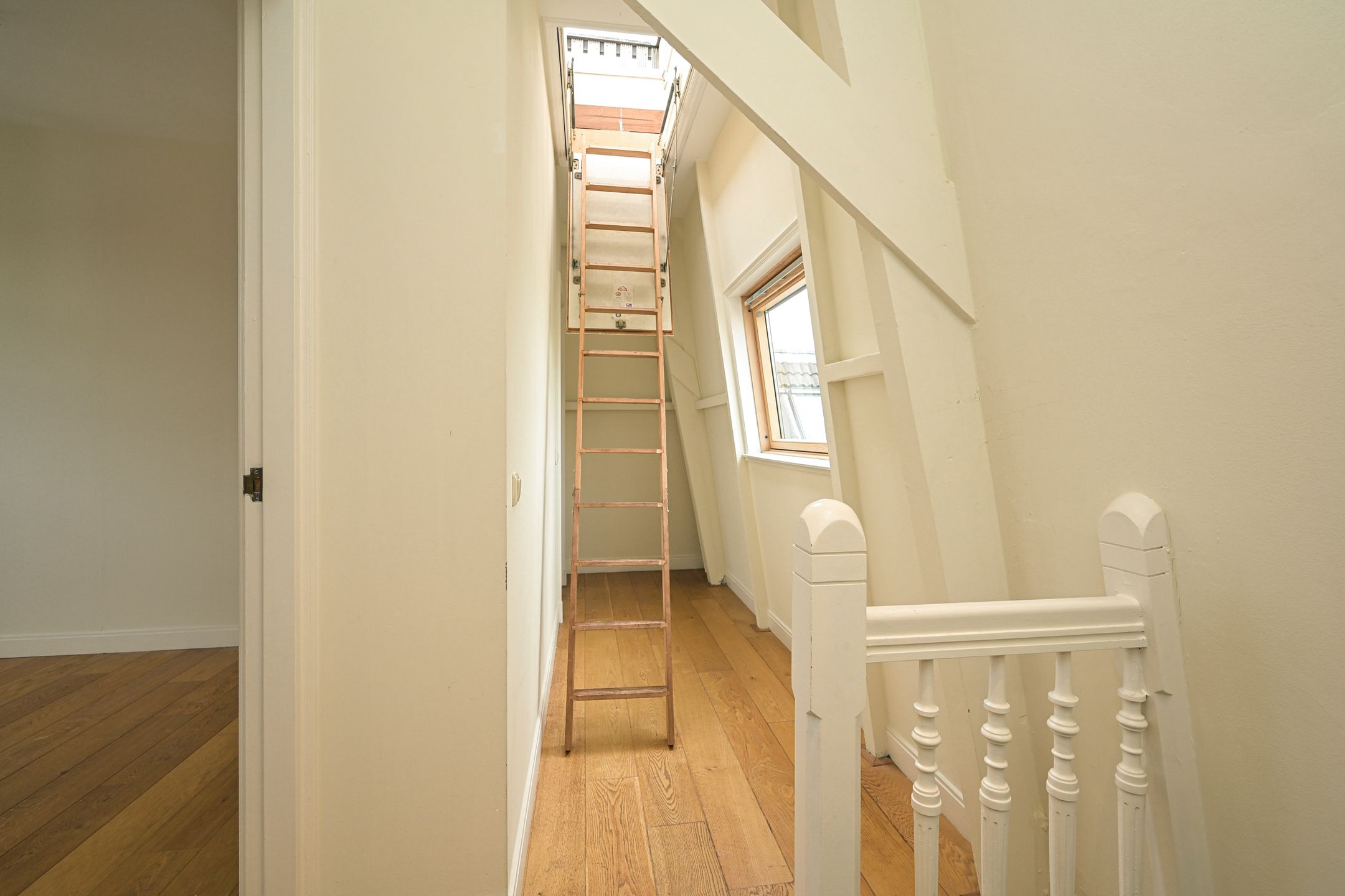 Photo 39 of Nieuwe Schoolstraat 2