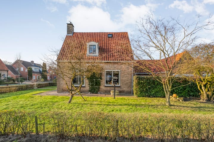 Photo 4 of Oranjestraat 9