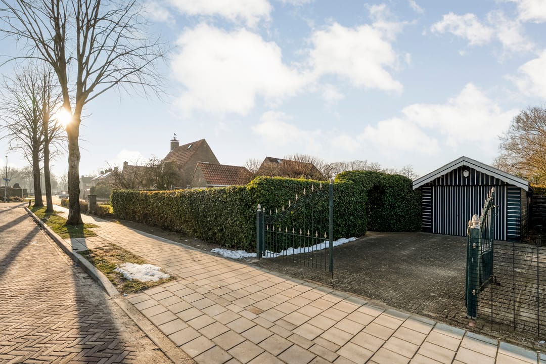 Photo 43 of Oranjestraat 9