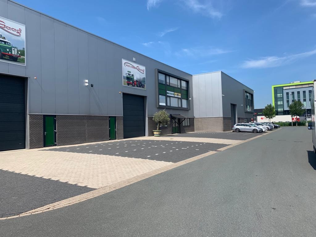 Bekijk foto 1 van Honderdland 251