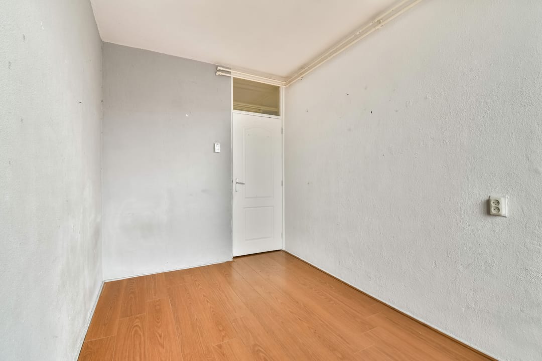 Photo 11 of Jekerstraat 31