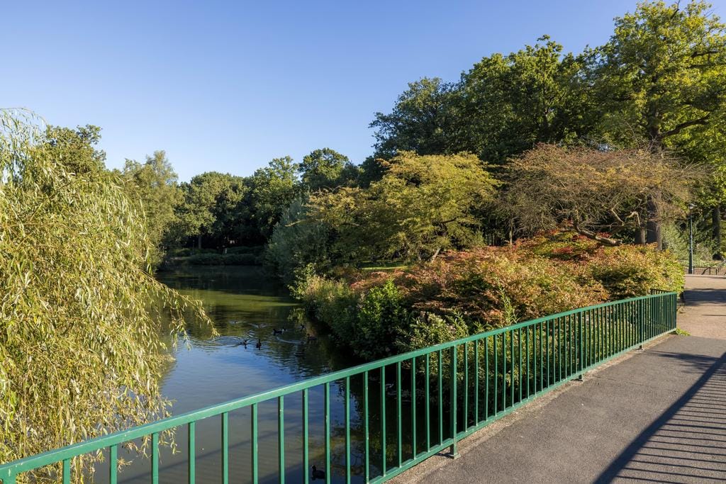 Foto 29 van Alberdingk Thijmlaan 48