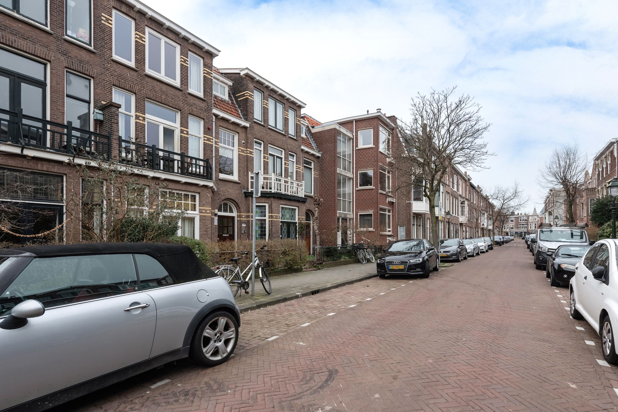 Photo 3 of Van Beverningkstraat 133-B