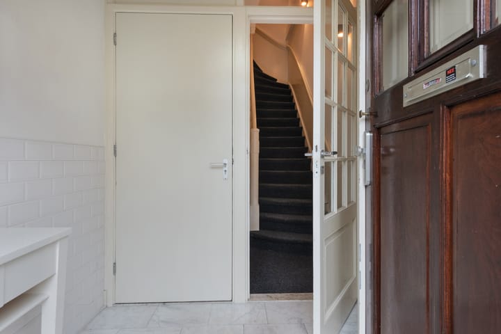 Photo 5 of Van Beverningkstraat 133-B