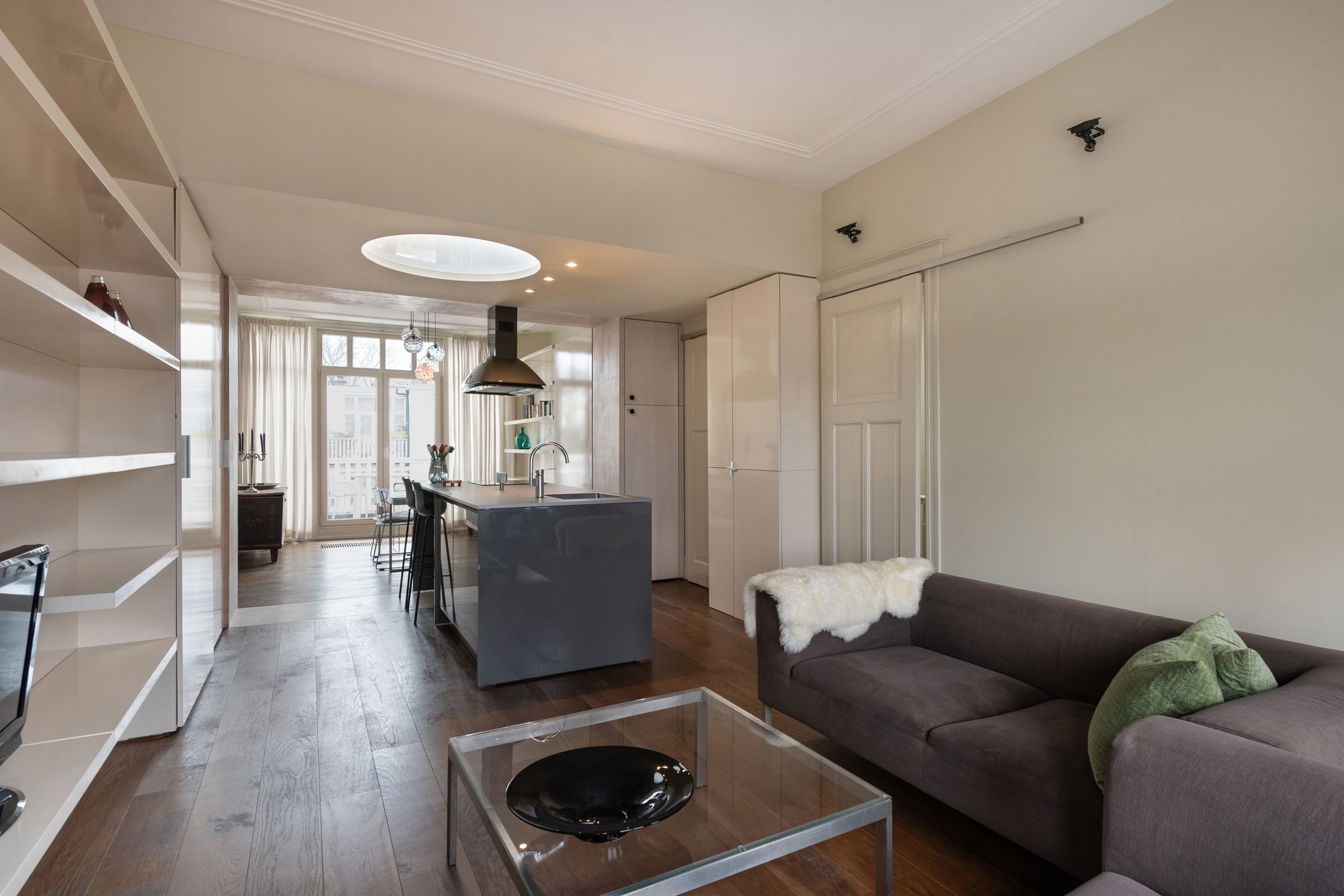 Photo 6 of Van Beverningkstraat 133-B