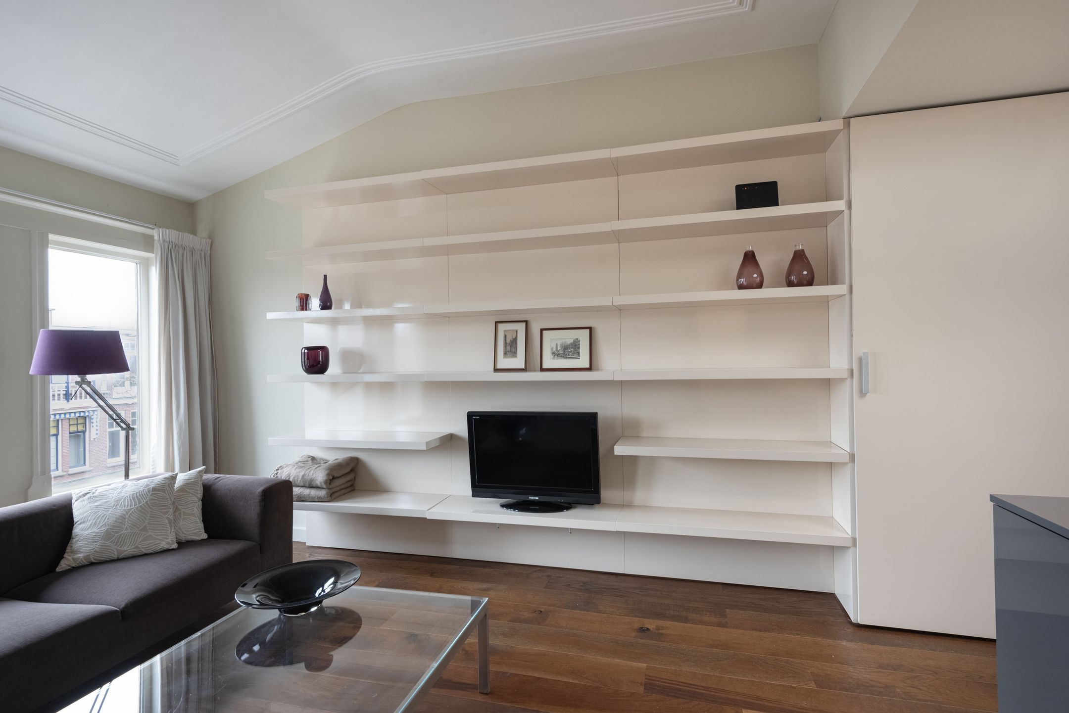 Photo 9 of Van Beverningkstraat 133-B