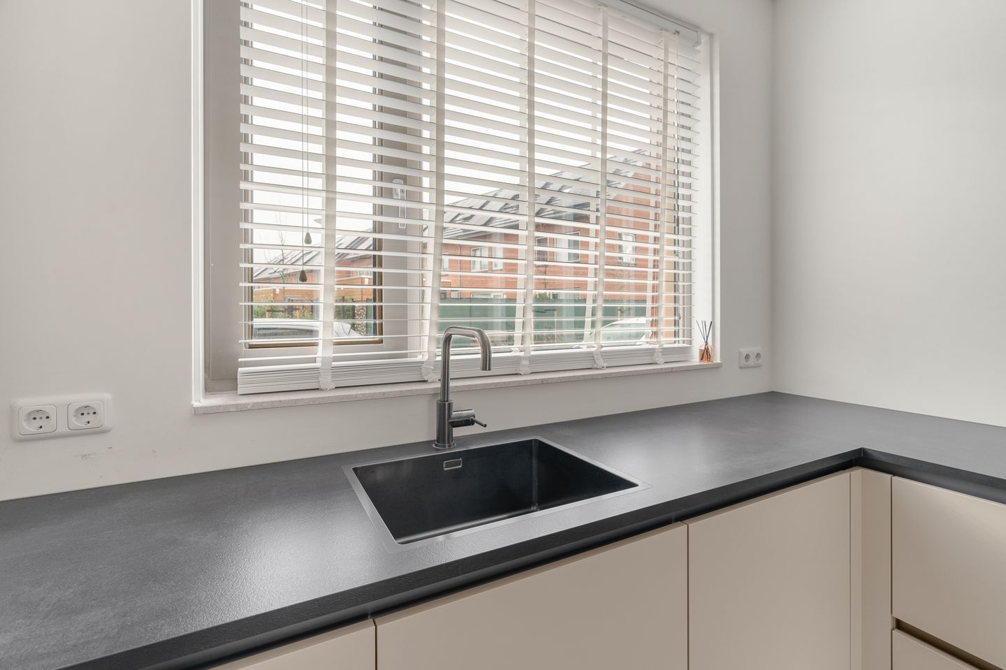 Photo 10 of Akeleistraat 13