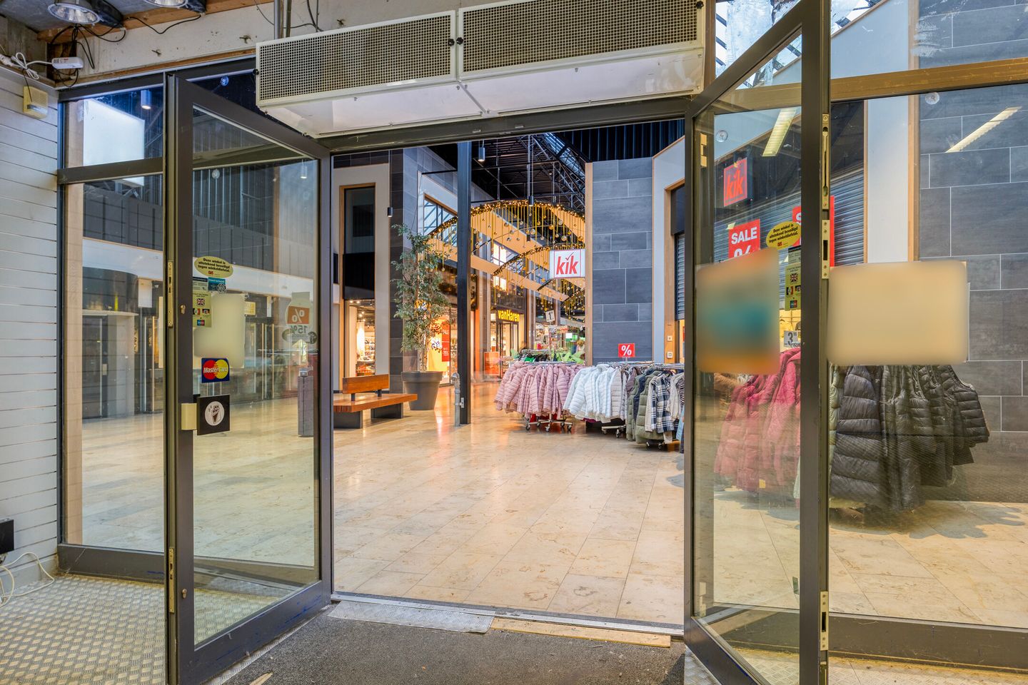 Bekijk foto 5 van Zwanenveld 9042