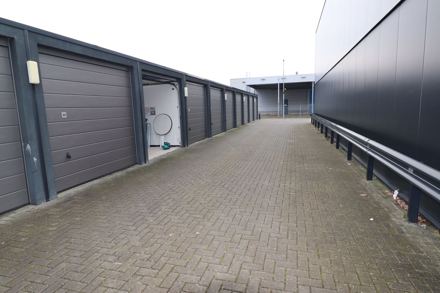 Bekijk foto 1 van Schutweg 21-33