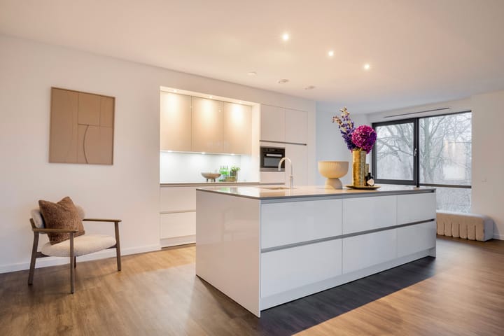 Foto 5 van Alberdingk Thijmlaan 48