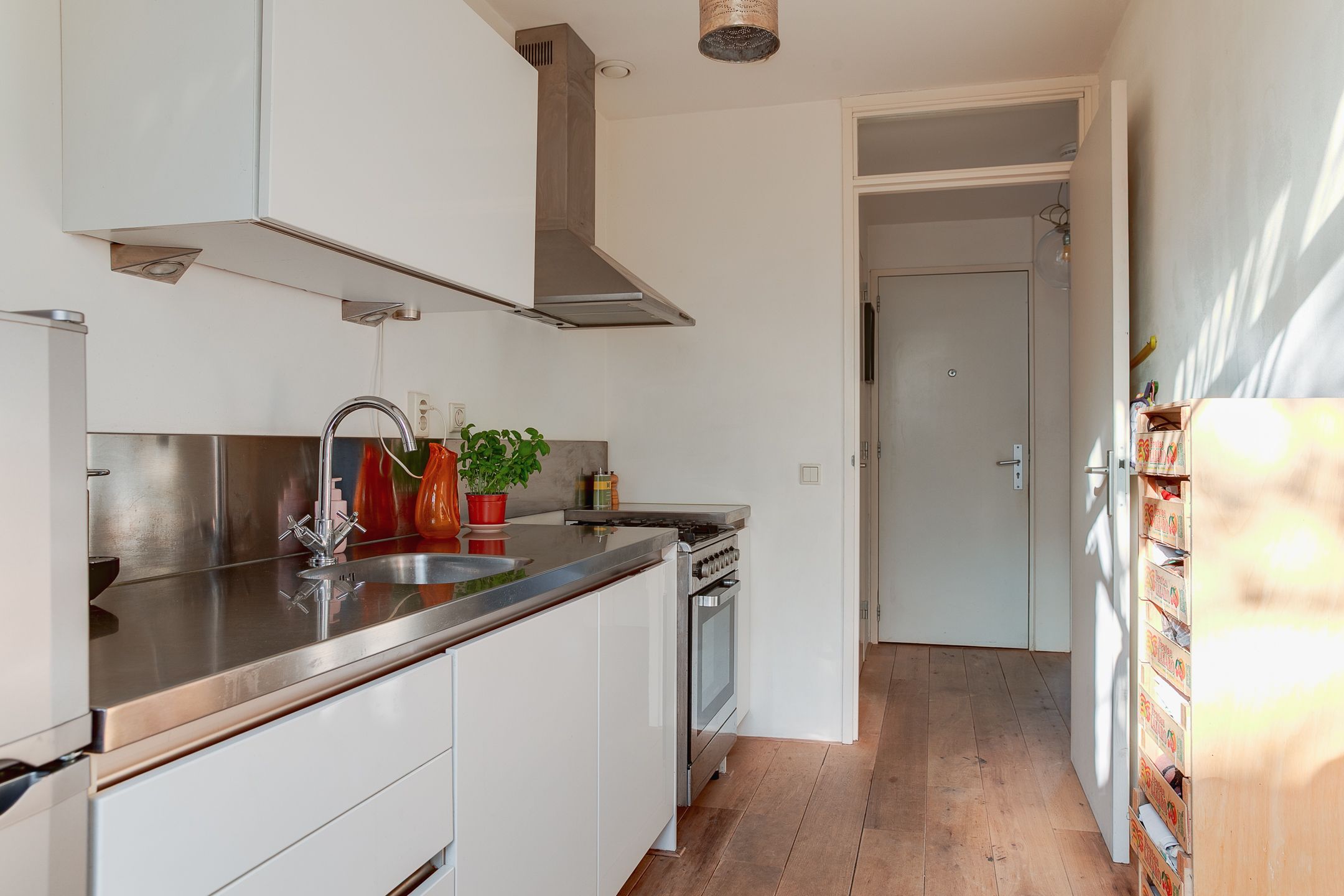 Foto 6 van Haarlemmerweg 155-2