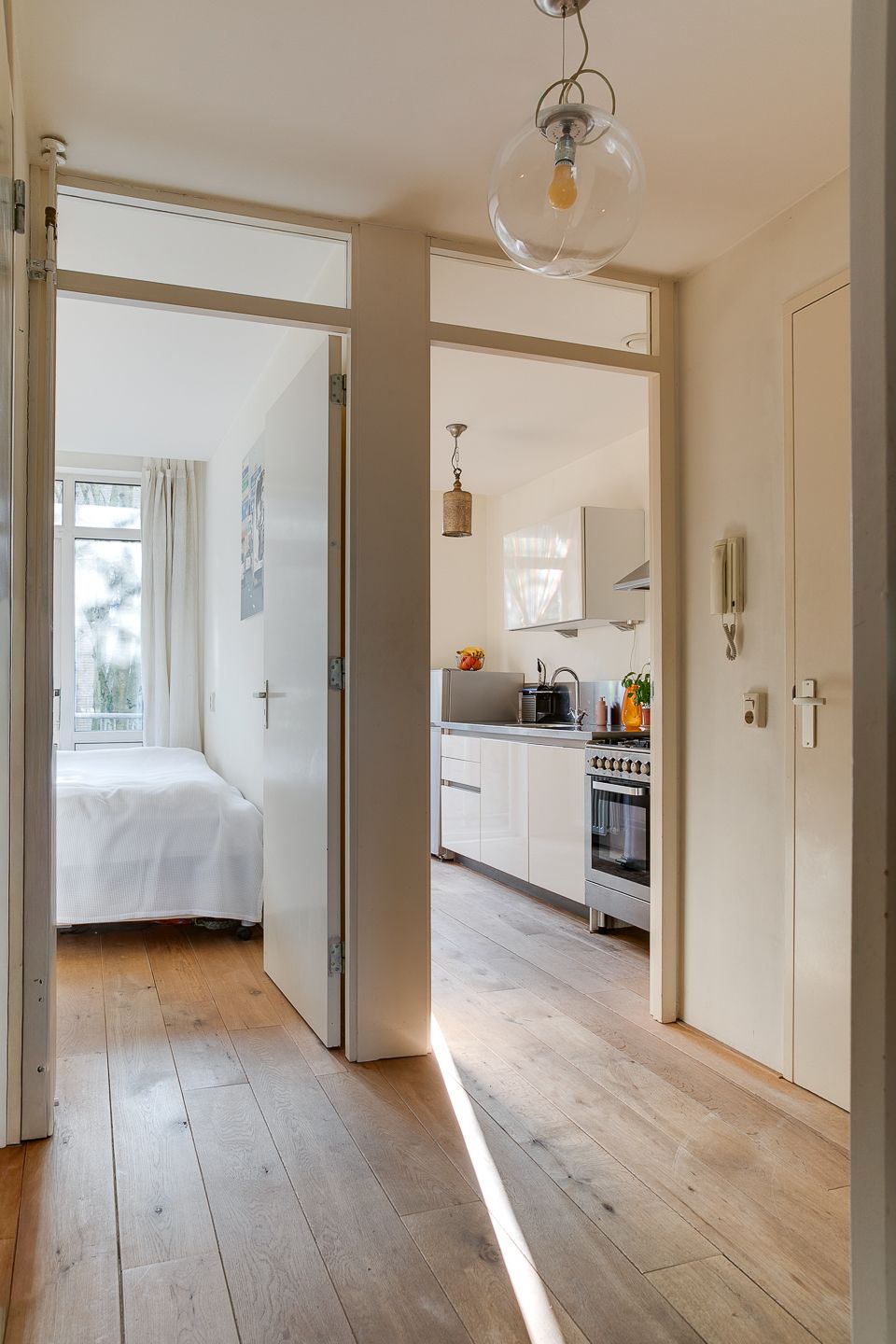 Foto 19 van Haarlemmerweg 155-2