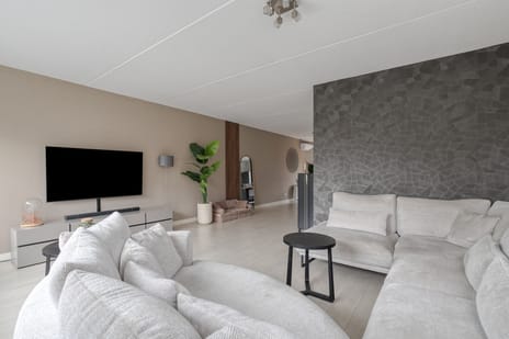 Brunel 10 secondary image