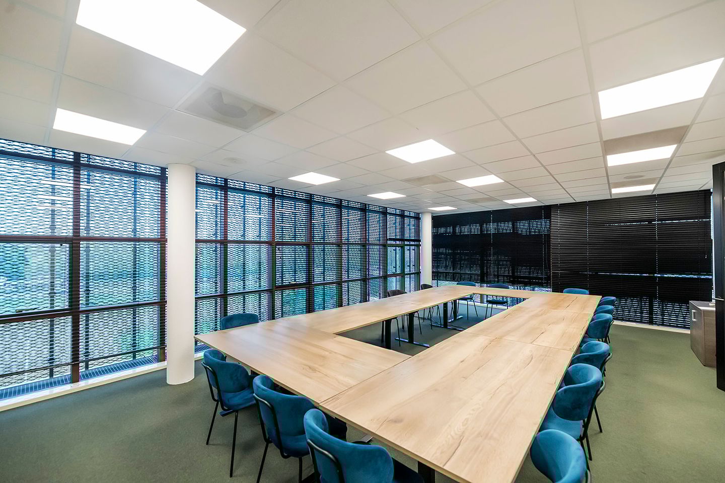 Bekijk foto 3 van Minervum 7032