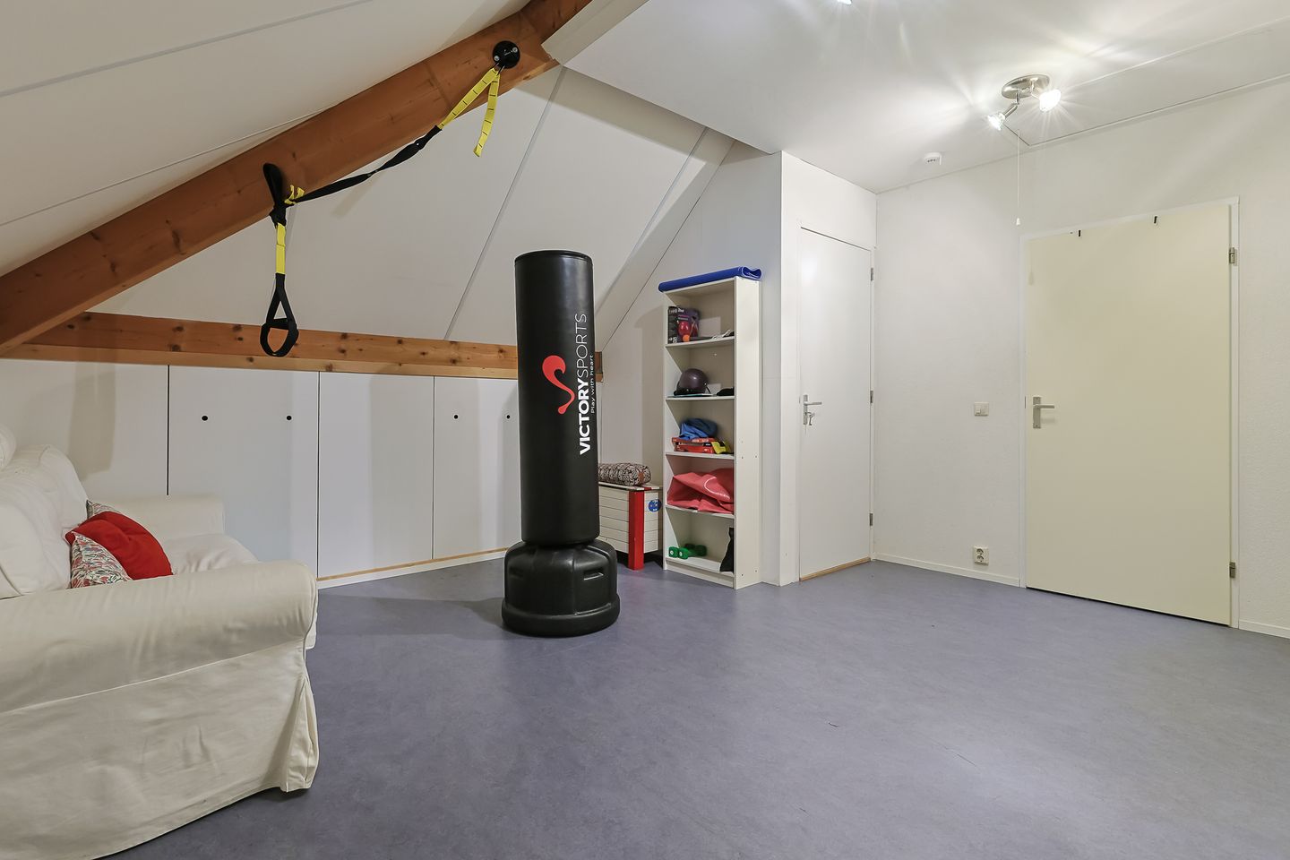 Photo 29 of Brugwacht 102