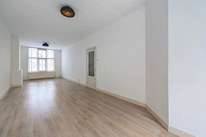 Foto 5 van van Naeltwijckstraat 72