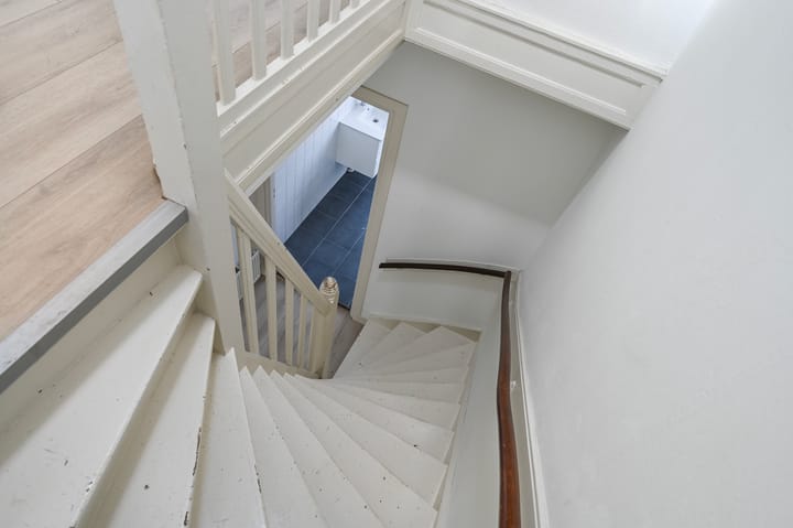 Photo 14 of van Naeltwijckstraat 72