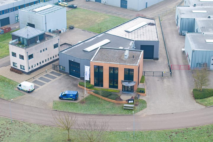 Celsiusweg 12, 12-a en 12-b, Elst (GE)