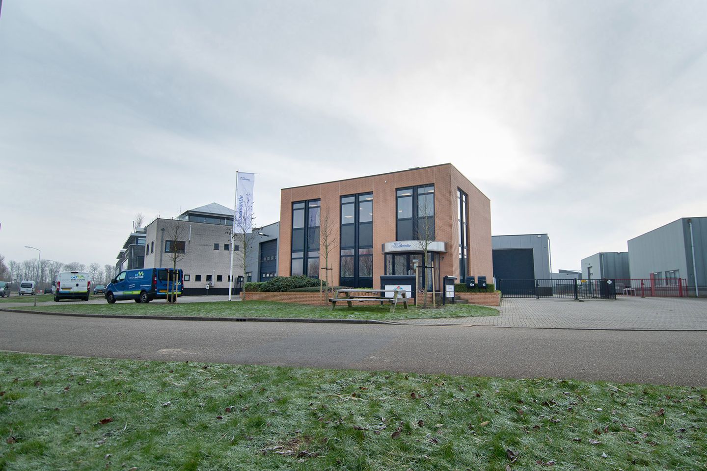 Bekijk foto 3 van Celsiusweg 12, 12-a en 12-b