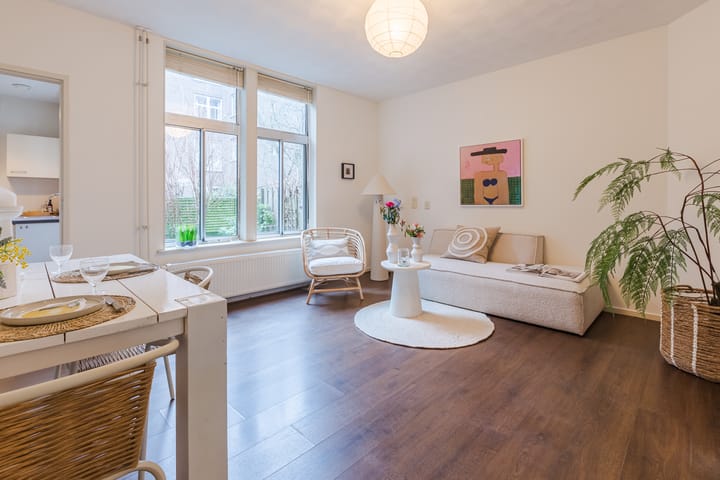 Foto 2 van Van Houweningenstraat 80-H